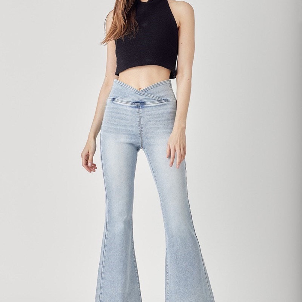 Kellie HIGH-WAIST PULL ON JEANS